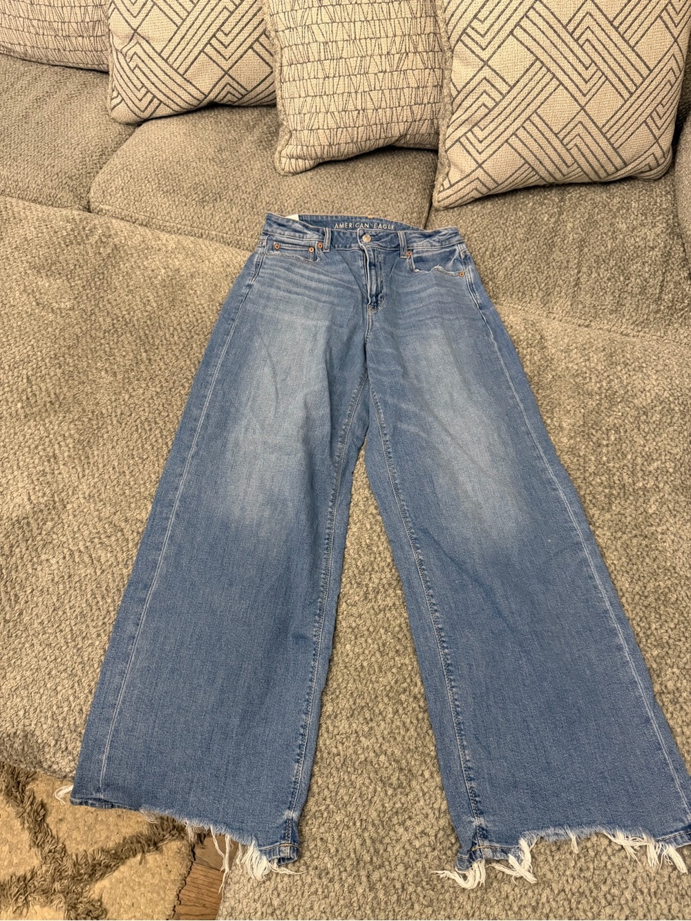 American Eagle Outfitters Light Blue Wide-Leg Crop Jeans